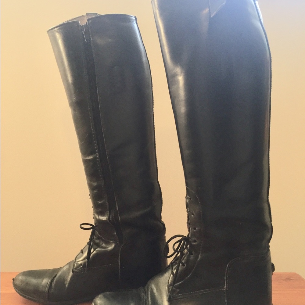 Genuine equestrian boots with zipper black leather